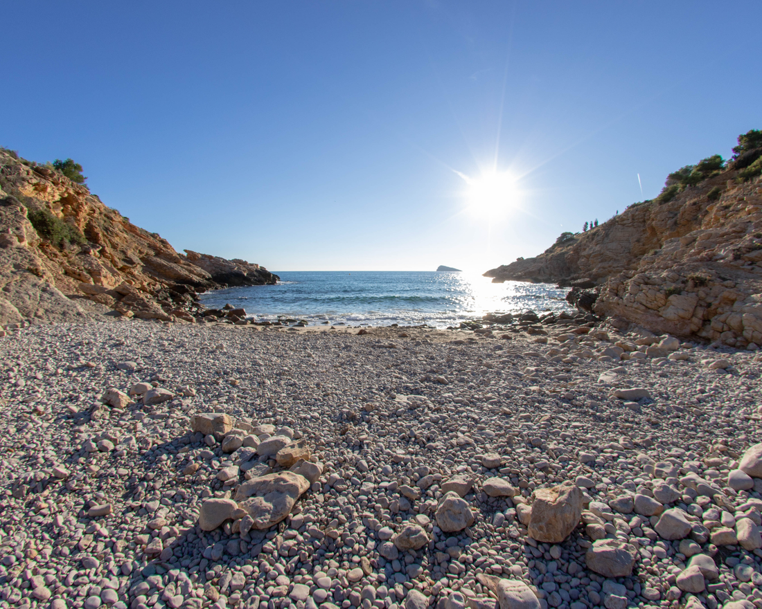 Kai religija ir natūralumas susitinka: netikėta pažintis nudistų paplūdimyje