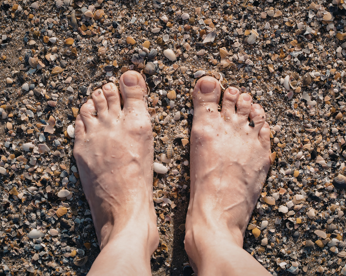 Nuoga joga: kelias į besąlygišką savęs priėmimą ir dvasinę laisvę