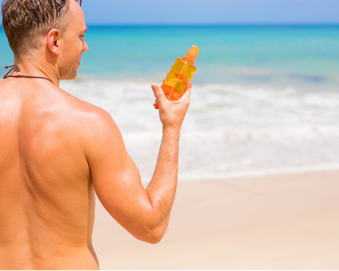 Vyras nudistų paplūdimyje: gidas pradedantiesiems, kaip įveikti baimes ir mitus